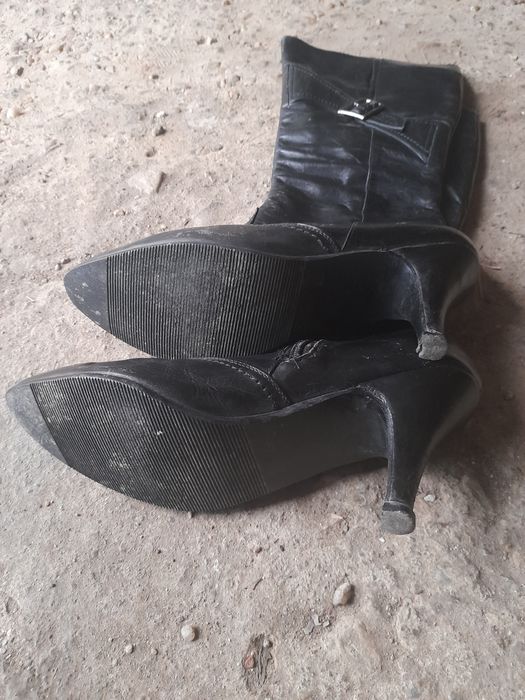 Cizme bune din piele