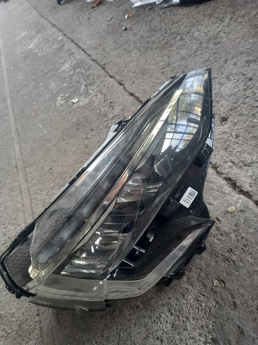 Десен фар за renault clio 5/рено клио 5