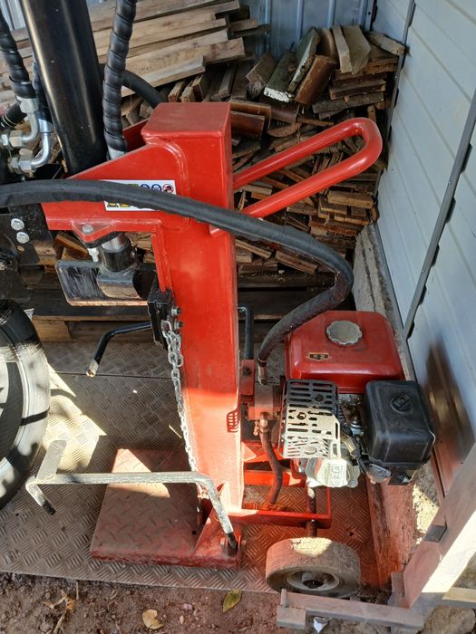 Despicator lemne, benzina.