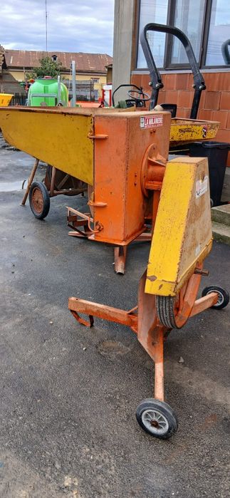 Moara pentru tractor