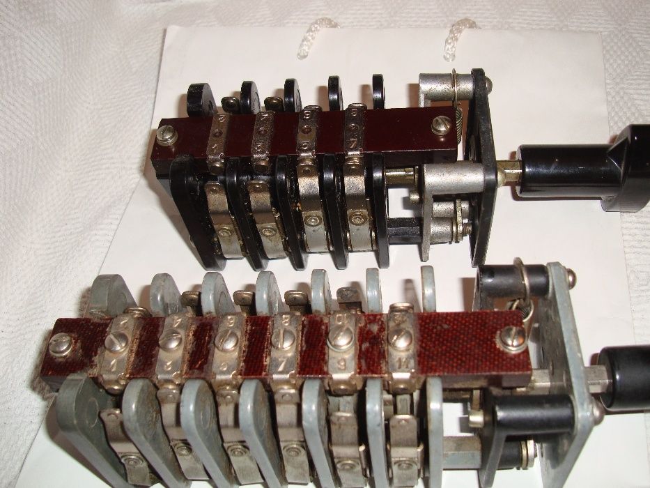 универсални превключватели УП 53