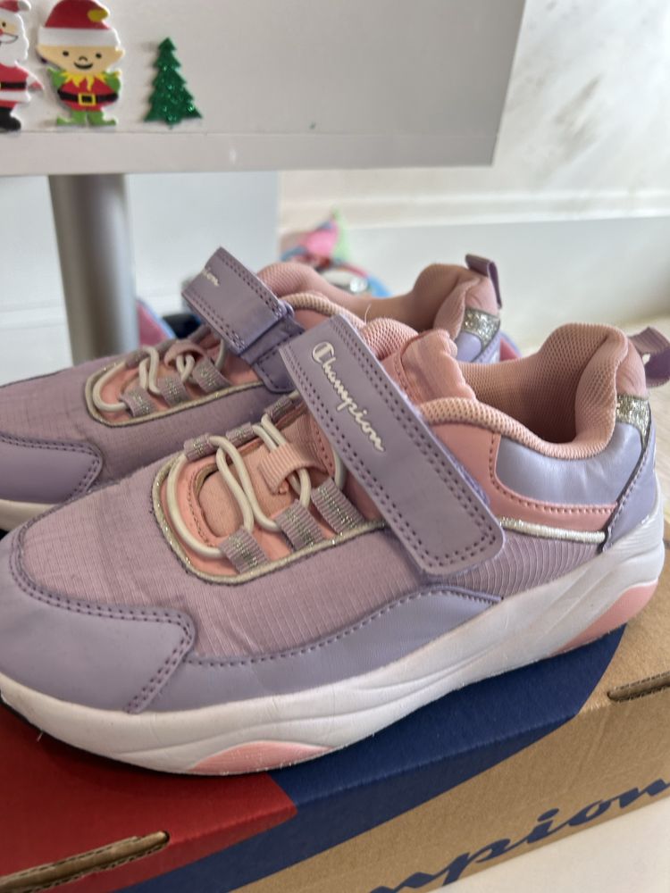Кецове Zara stitch 40лв маратонки найк 40лв 31/32номер