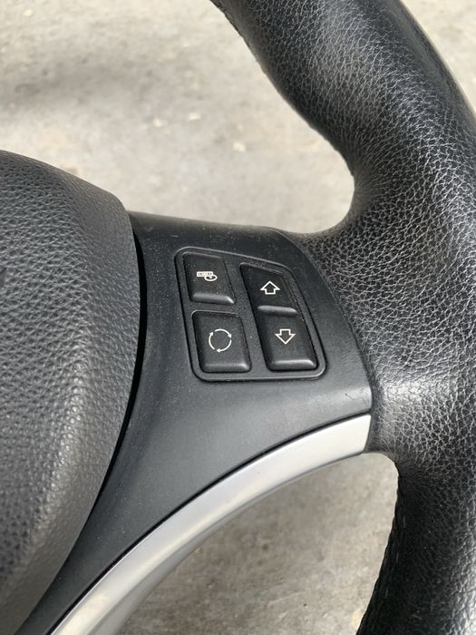 Volan bmw e81/82/87/90/91/92 X1