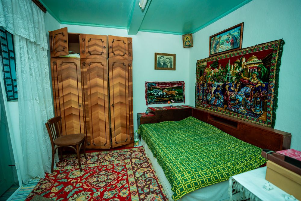 De vânzare – Casă + teren 1.900 mp, Ostrov, Tulcea – centru