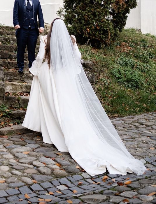 Rochie de mireasa, tafta