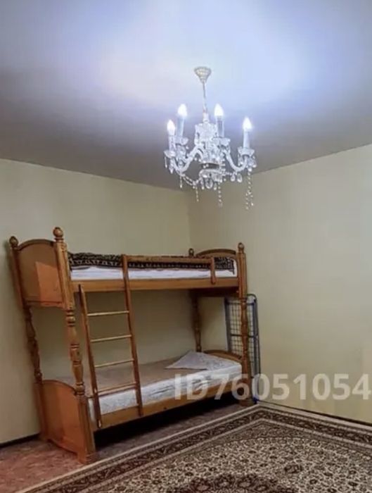 Кровать двухуровневая натуральное дерево