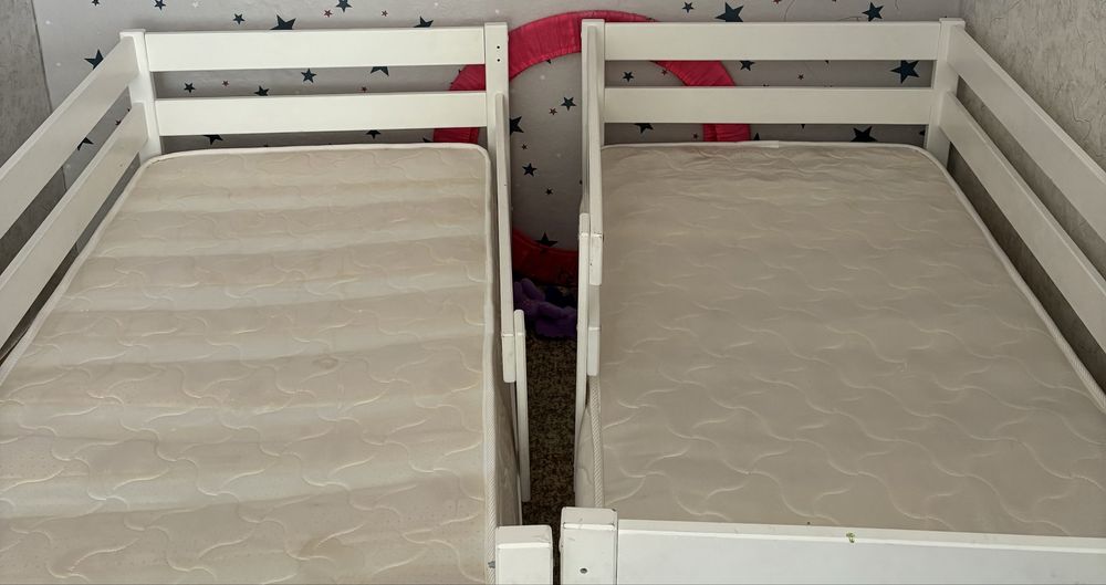 Срочно продам 2 кровати с матрасами . 50000