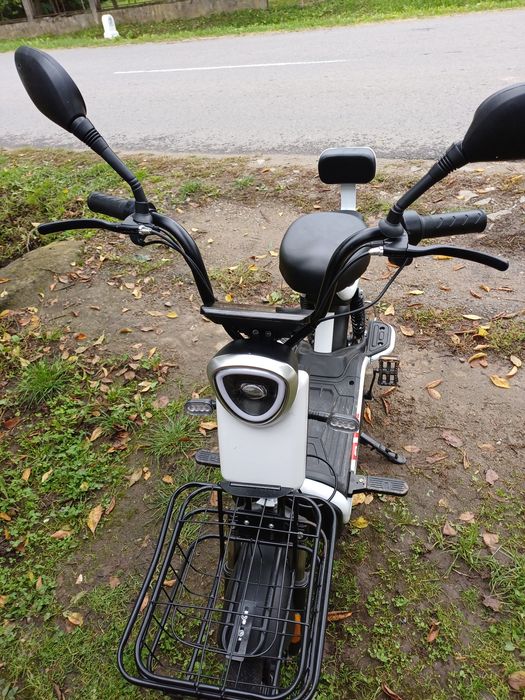 Vând ciclu electric nou la preț bun