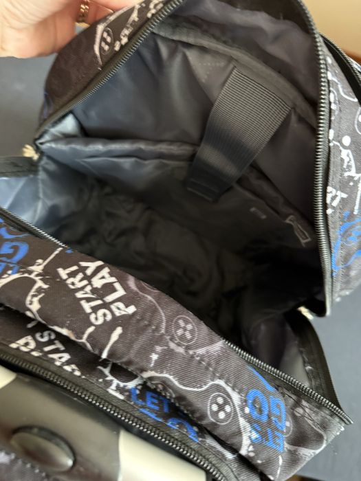 Ghiozdan troller / roti - folosit de 2 ori