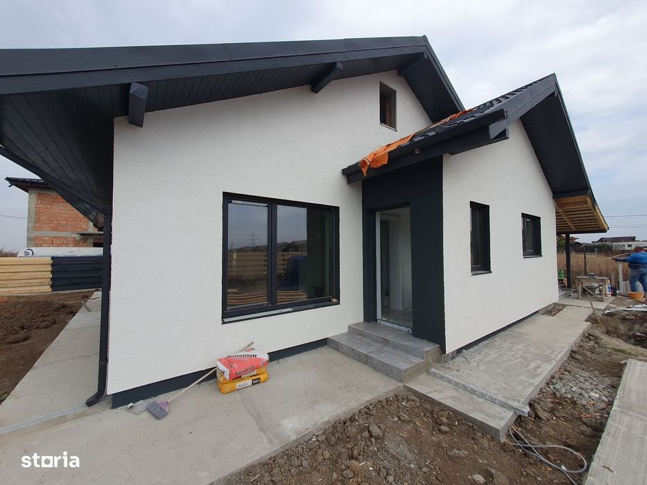 CASA PARTER indiv 3 cam, 2 bai, dressing, TEREN 500mp, LUNCA CETATUII