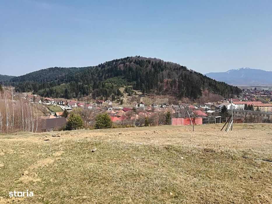 Zarnesti - Plaiul Foii, 4880 mp teren intravilan, PUZ in curs.