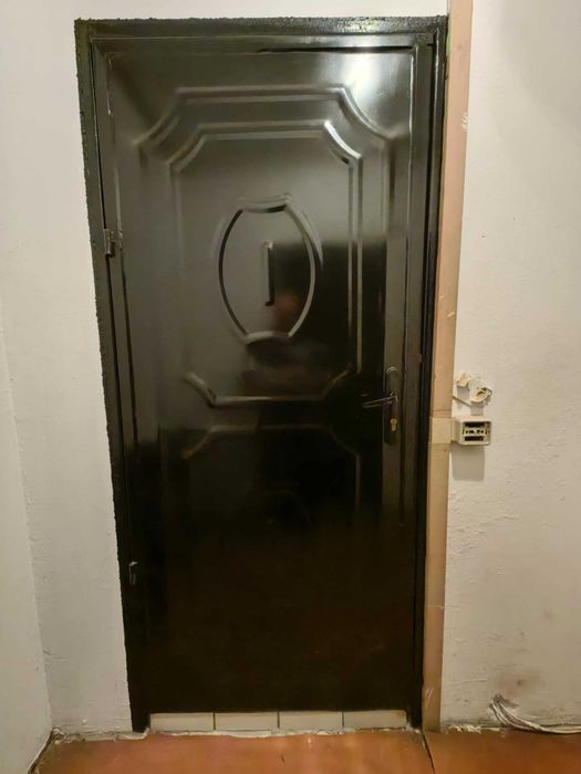 Желязна врата външна