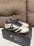 Crampoane Adidas Predator