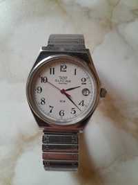 Продавам оригинален швейцарски часовник Glycine