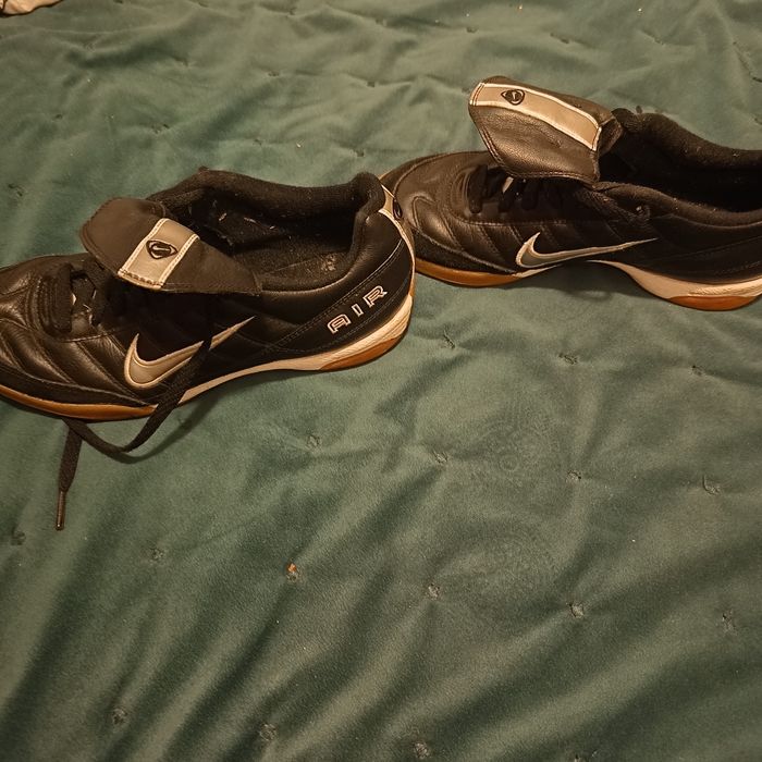 Adidas de piele naturala Nike tiempe pro 39