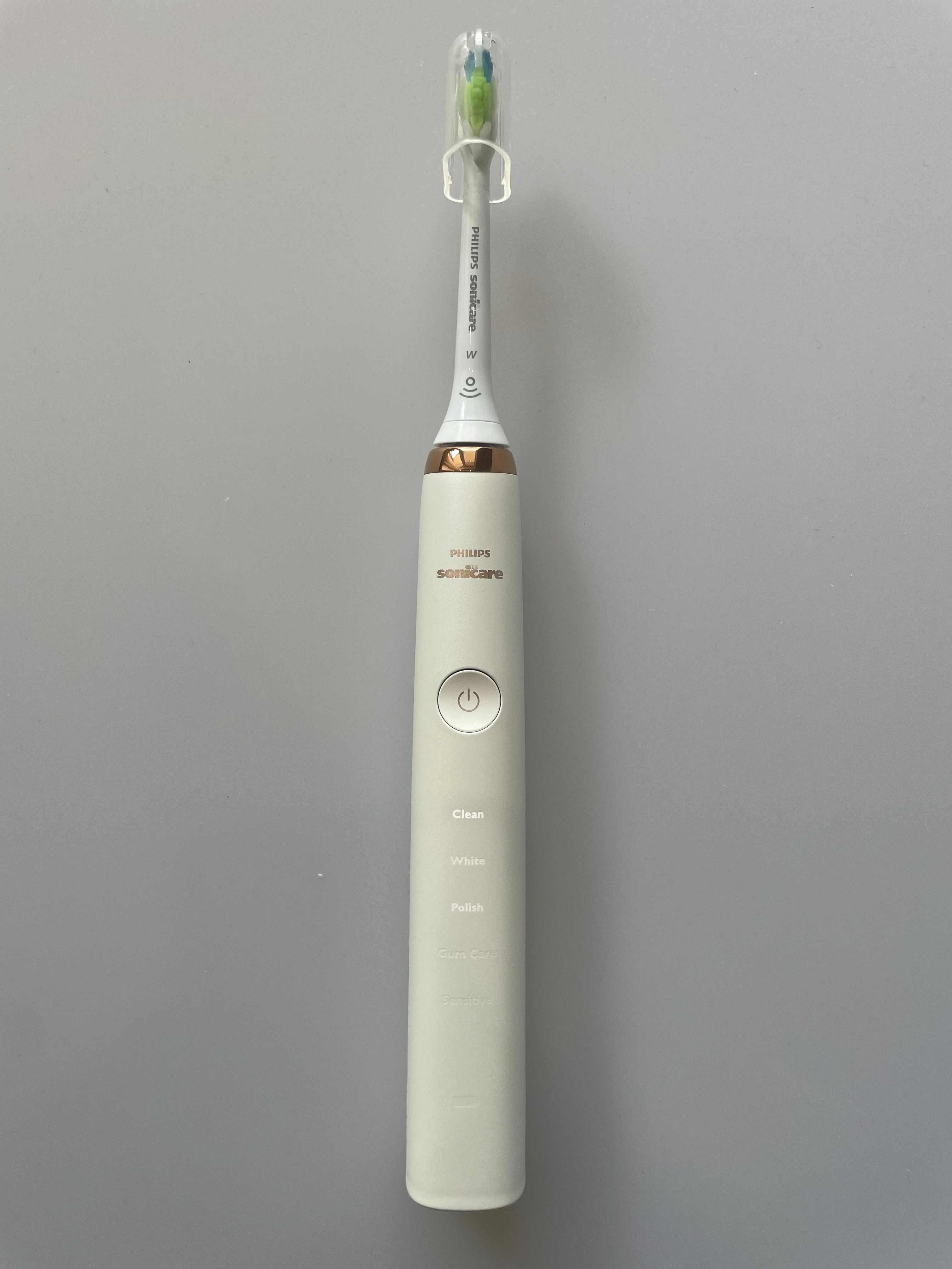 Електрическа звукова четка за зъби Philips Sonicare DiamondClean HX93