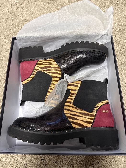 Боти Liu Jo като нови