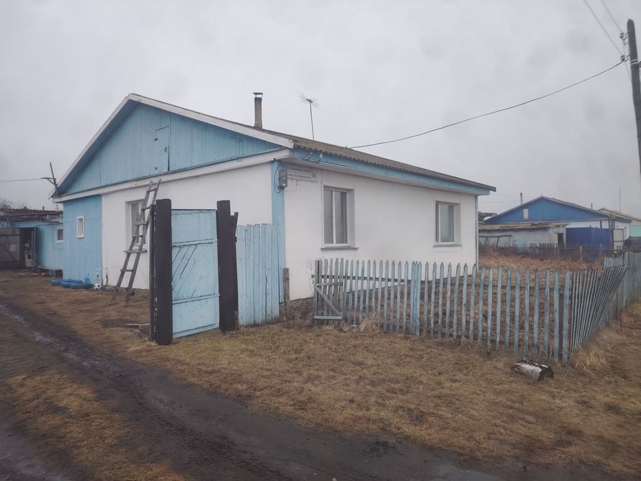 Продам дом в С. ВОСКРЕСЕНОВКА с мебелью