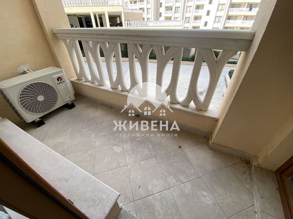 Продава се Двустаен апартамент в Варна, Аспарухово - 107 кв.м за 1402 €/кв.м - Снимка #7