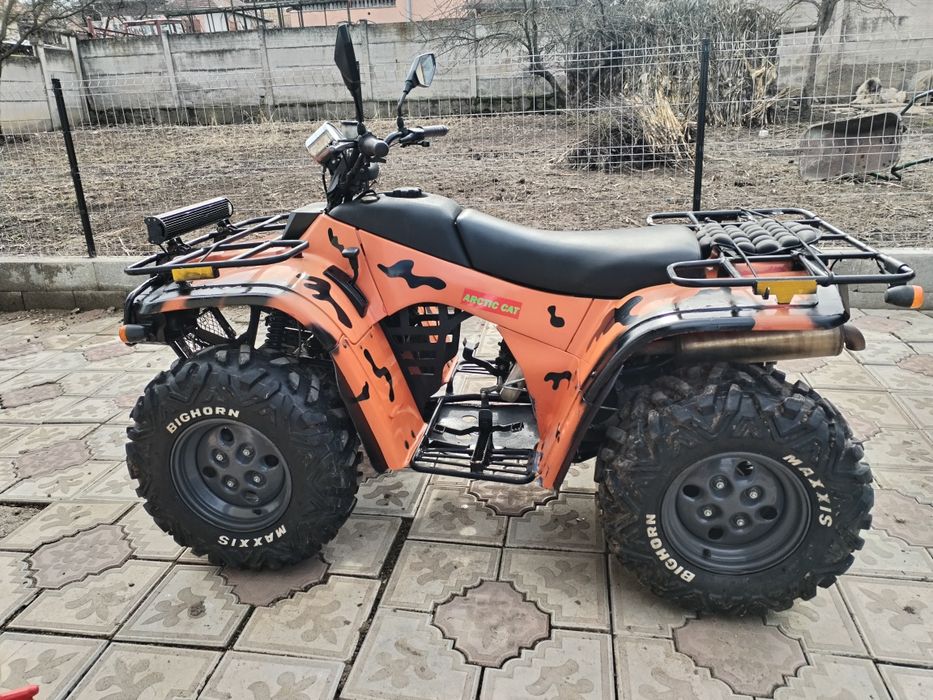 Artic.  Cat  Atv