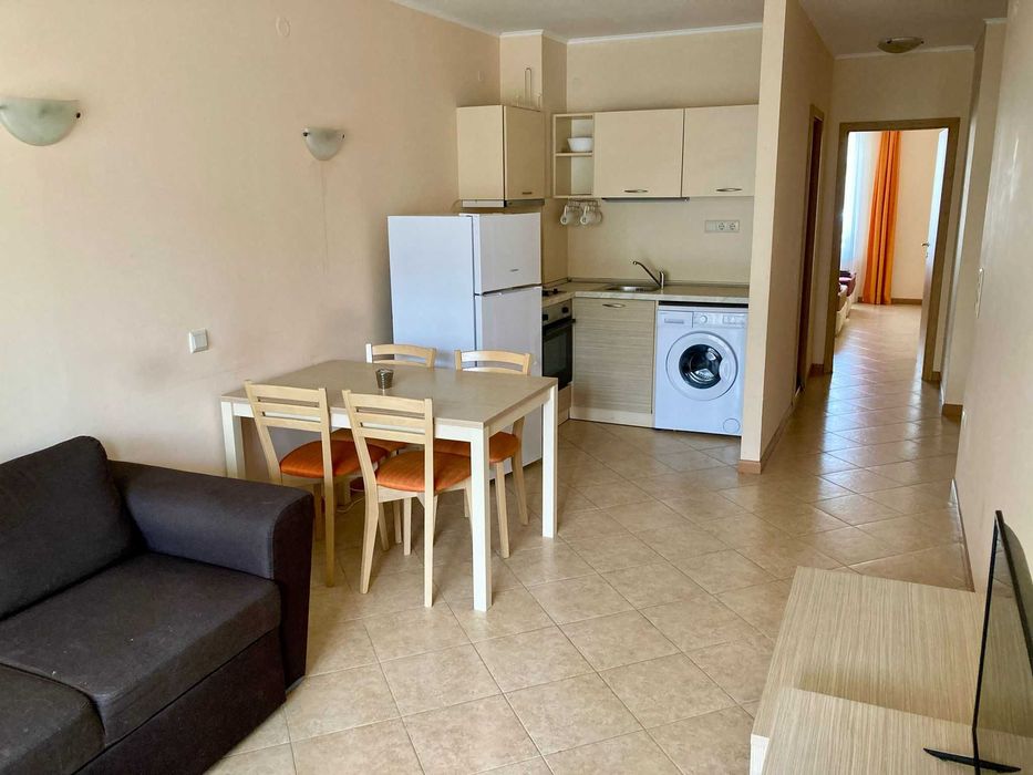 Продава се Тристаен апартамент в к.к. Слънчев бряг - 90 кв.м за 1106 €/кв.м - Снимка #3