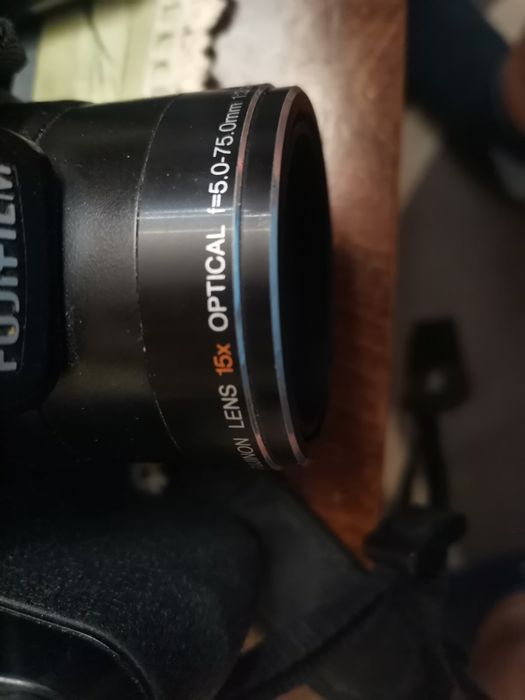 Фотоапарат Fuji film Fine pix S 1600