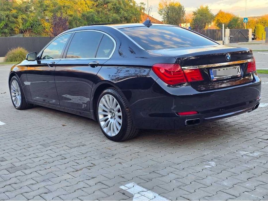 Bmw 750Li M pachet F02 2009