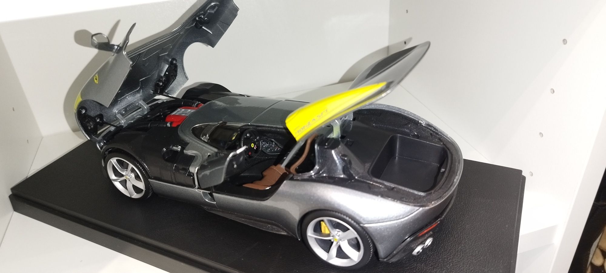 Bburago 1:18 Ferrari Monza SP1
