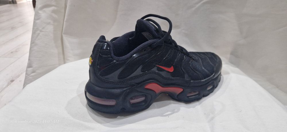 Vând Nike Tn originali mar.38,5