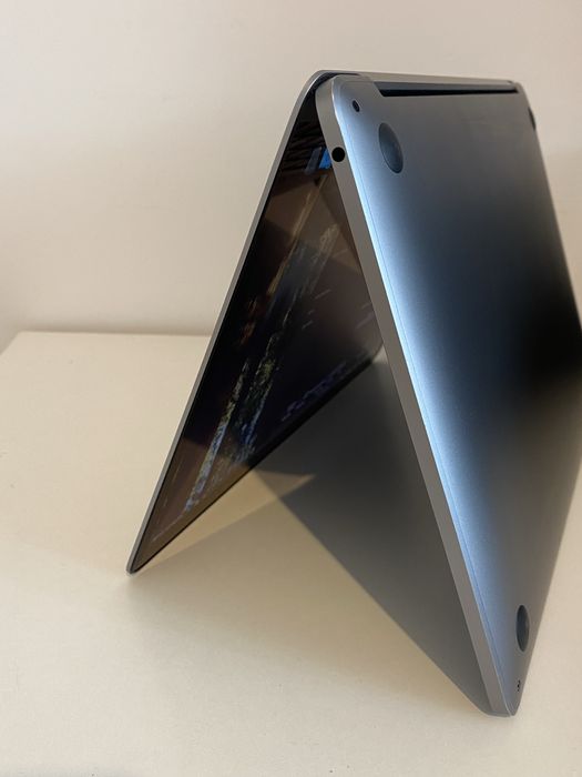 MacBook pro M2 2022