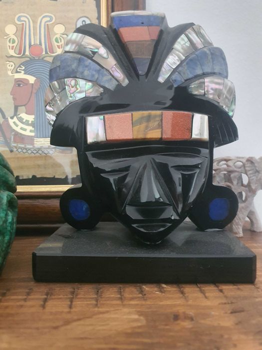 Маска от естествени камъни Мексико