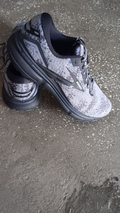 Adidasi Brooks Ghost 15