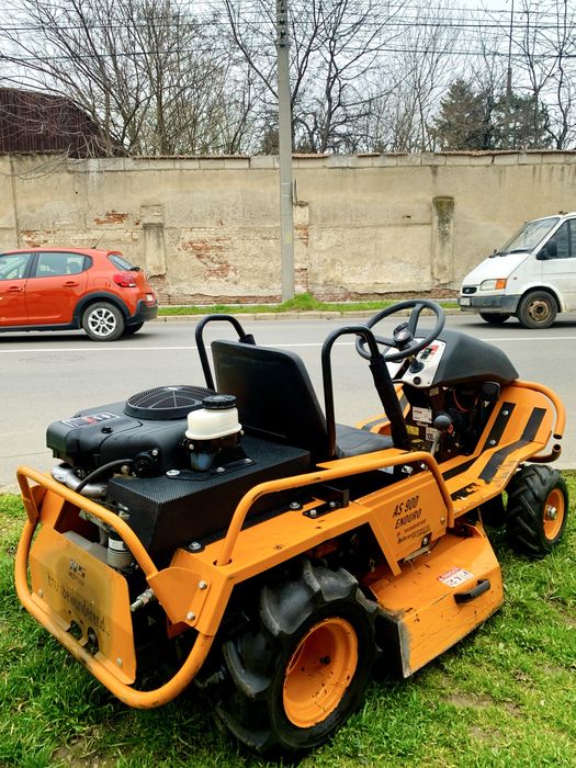 Tractoras de tuns iarba As Motor Tocator Vegetatie Profesional