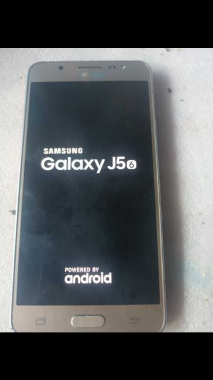 Vând Samsung j 5 2016