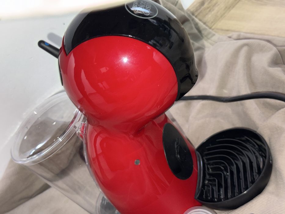 Expresor Nescafe Dolce Gusto