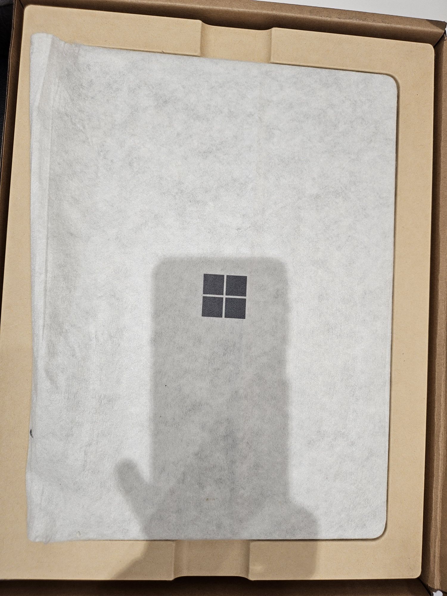 Продам ноутбук Microsoft surface Laptop 5 i7-12 / 16 ddr5 / 512 ssd