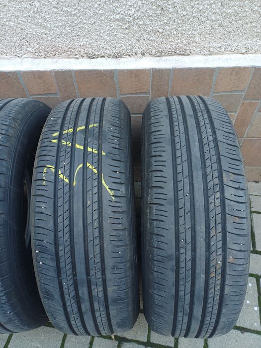 Летни гуми DUNLOP GRANDTREK 225/60/18