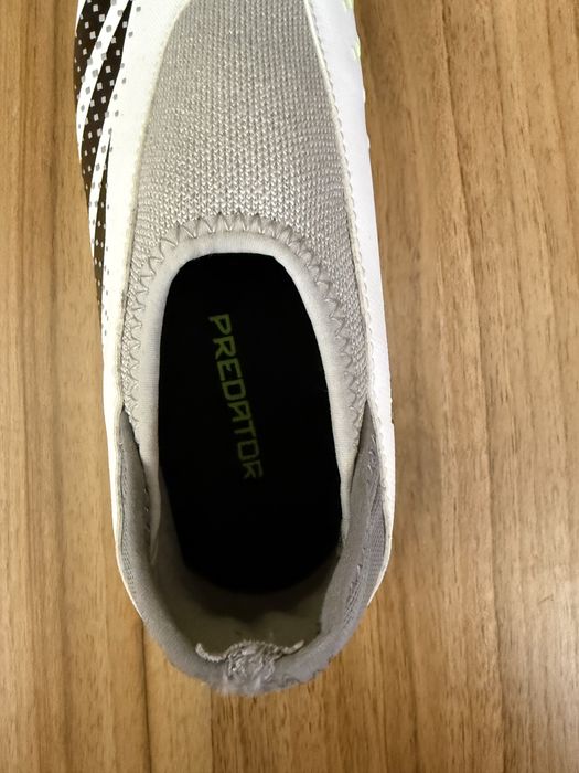 Страхотни бутонки  Adidas номер 37.1/3