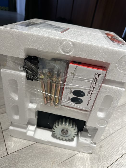 Kit poarta culisanta 600kg+cadou lampa avertizare/modul wi-fi