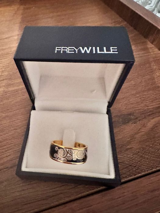 Кольцо  FreyWille. Оригинальные Новые.