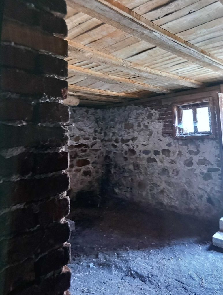 Продава се Къща в с. Шишковци, Област Кюстендил - 160 кв.м за 232 €/кв.м - Снимка #3