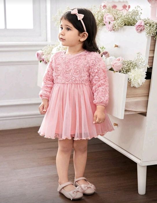 Нова детска рокля с 3D рози