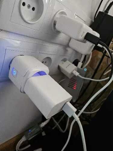 Смарт преходник за контакт шуко с WiFi