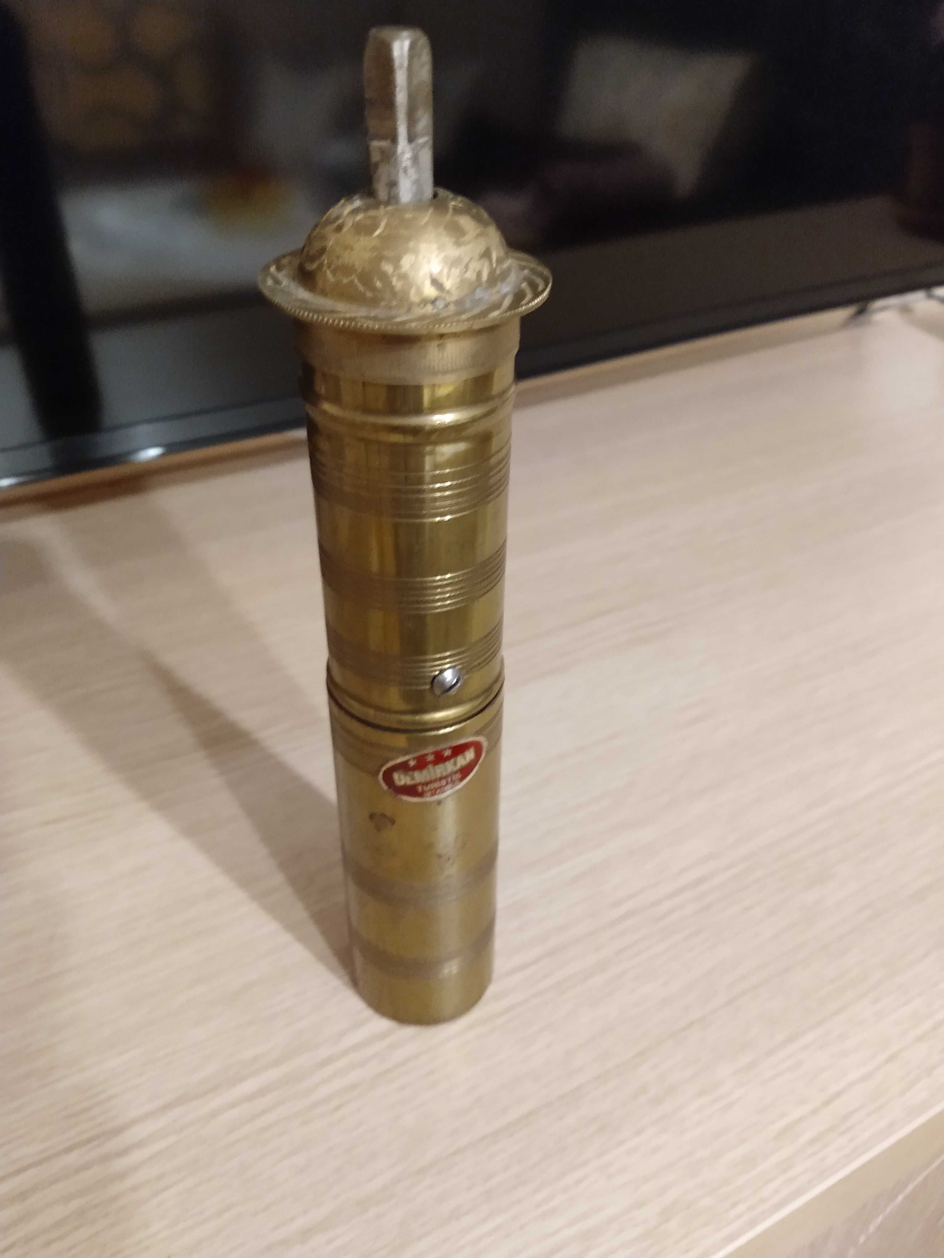 Каничка, меден поднос и джезве