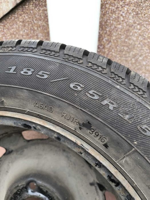 Vand roti iarna 185/65 R15 88T