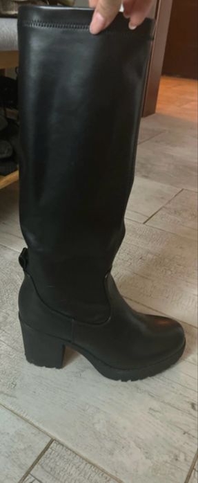 Cizme negre  ABOUT YOU