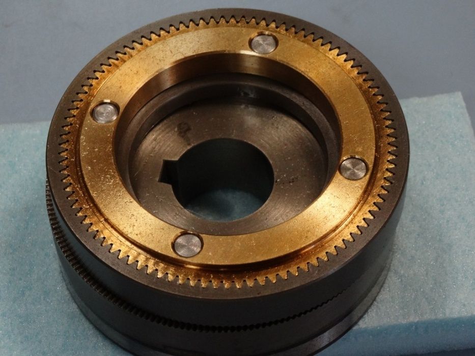 електромагнитен съединител за фреза FU 325