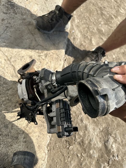 Две турбини Garrett турбо компресор Audi A8 4.2tdi D4 Д4- лява и дясна