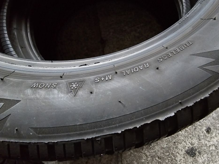 Bridgestone 205/55 R17 95V M+S iarnă