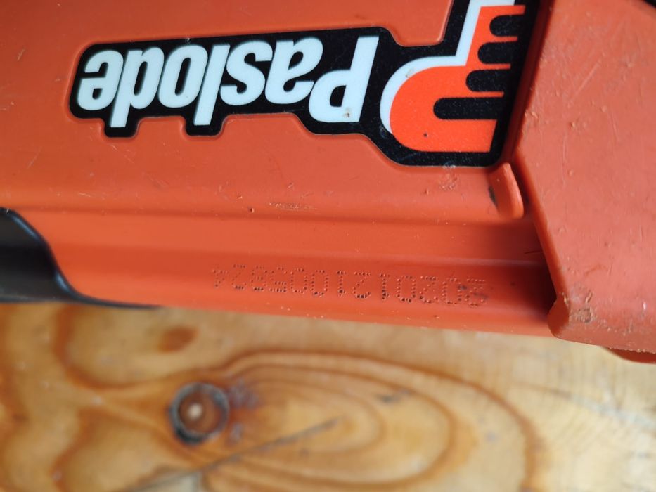 Paslode pistol de cuie pe gaz